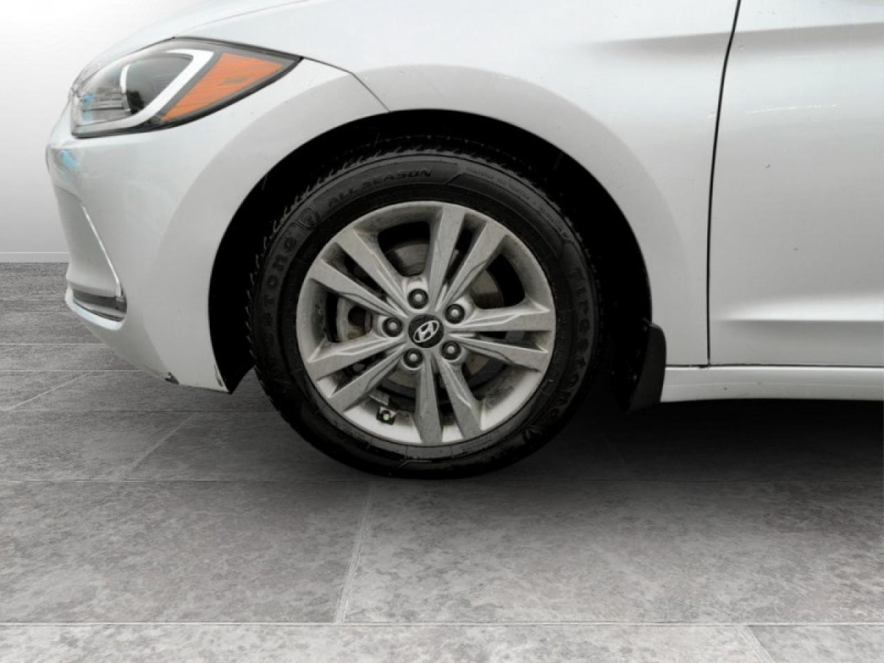 2018 Hyundai Elantra GL SE Photo