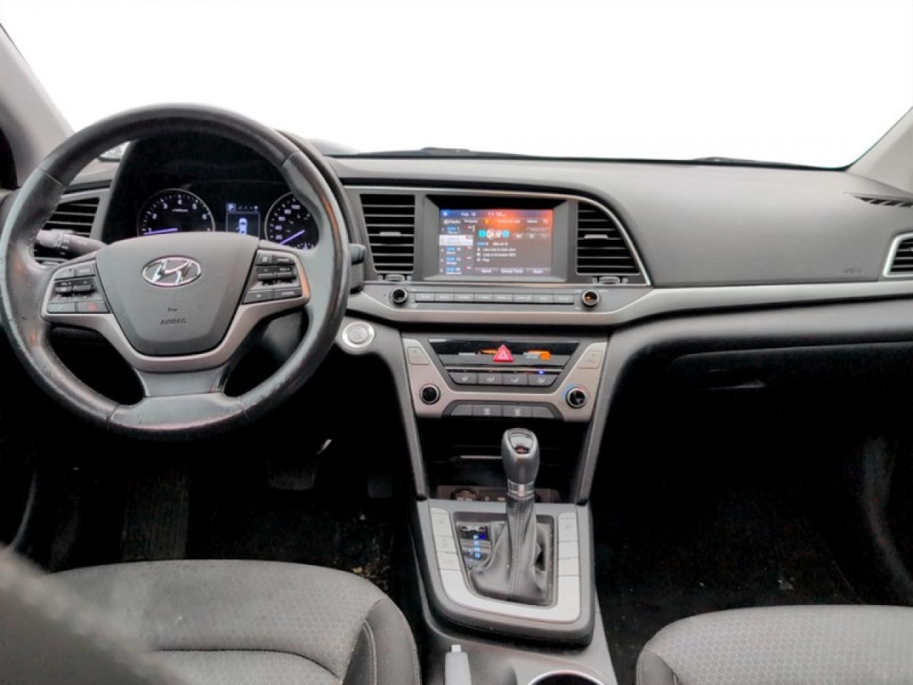 2018 Hyundai Elantra GL SE Photo