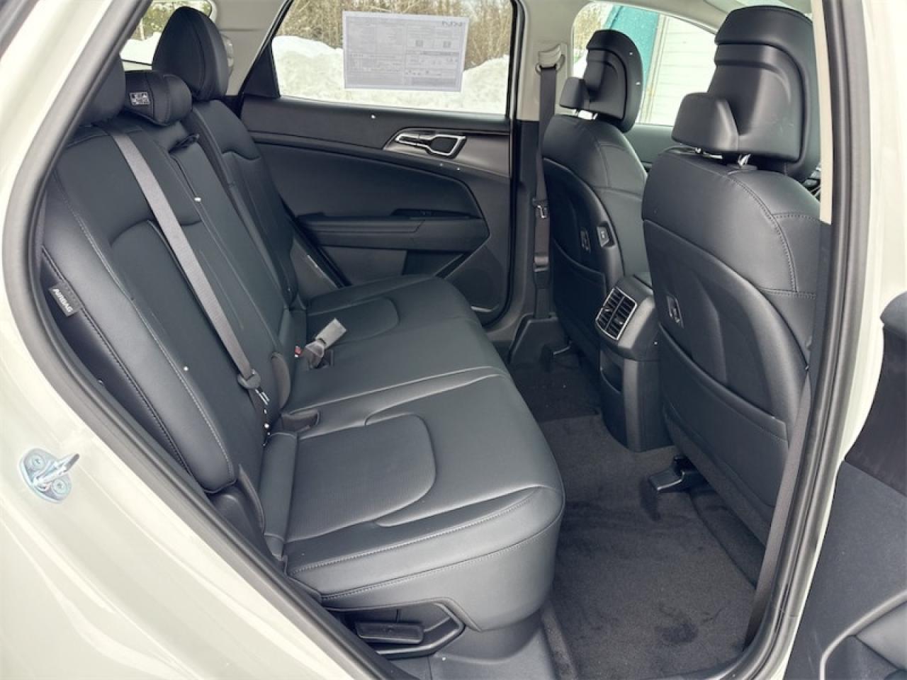 2026 Kia Sportage Hybrid EX AWD  Navigation GPS Photo