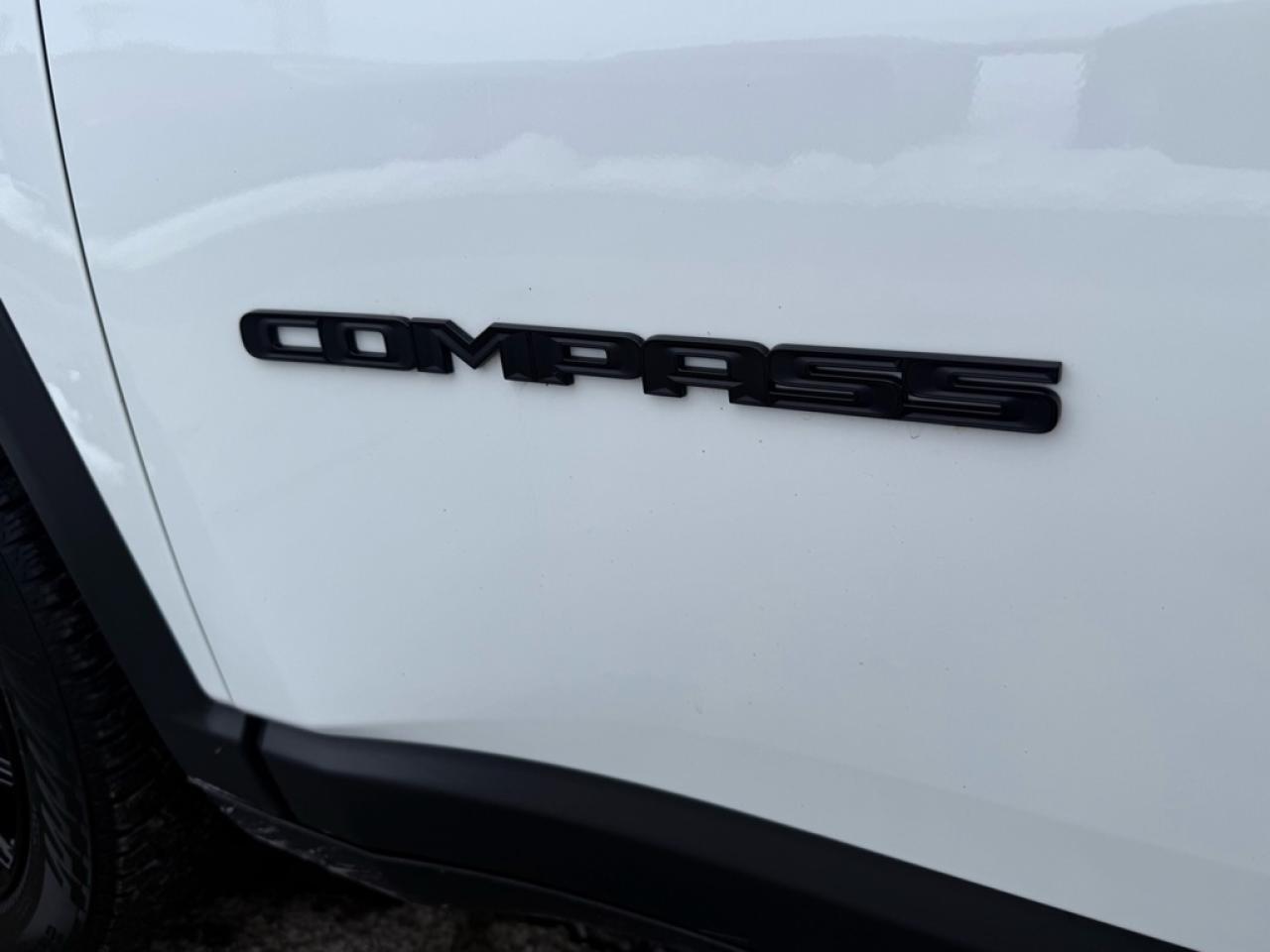 2023 Jeep Compass Altitude  - Leather Seats -  4G Wi-Fi - $100.90 /Wk Photo