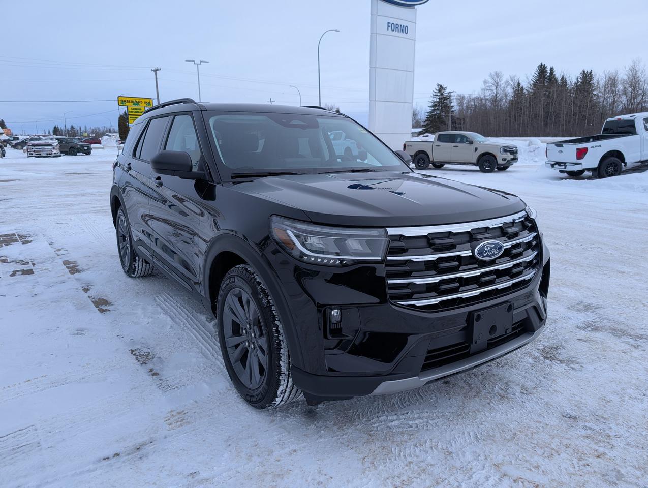 2026 Ford Explorer Active w/200A Pkg Photo3