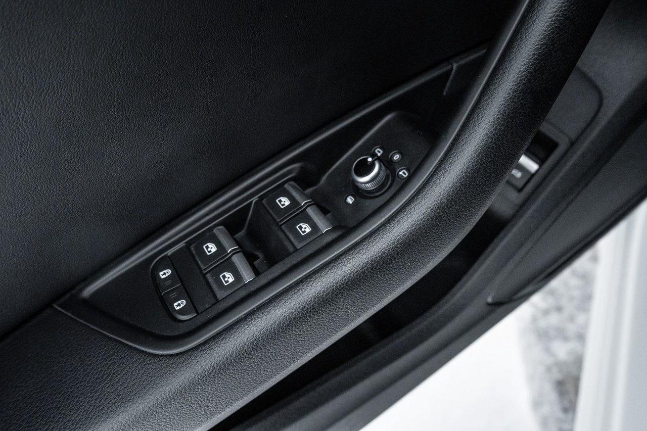 2023 Audi A4 Sedan PROGRESSIV Photo