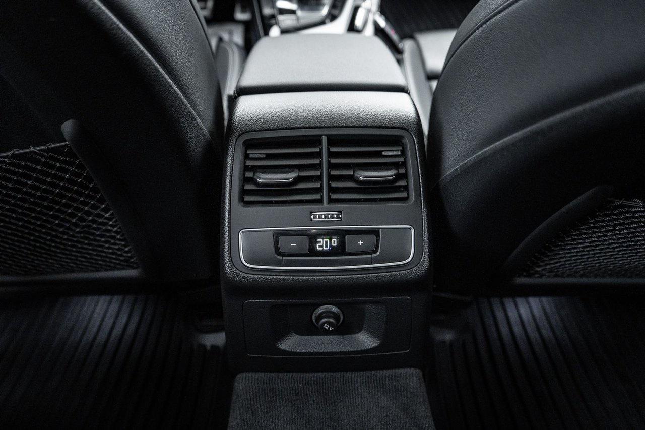 2023 Audi A4 Sedan PROGRESSIV Photo