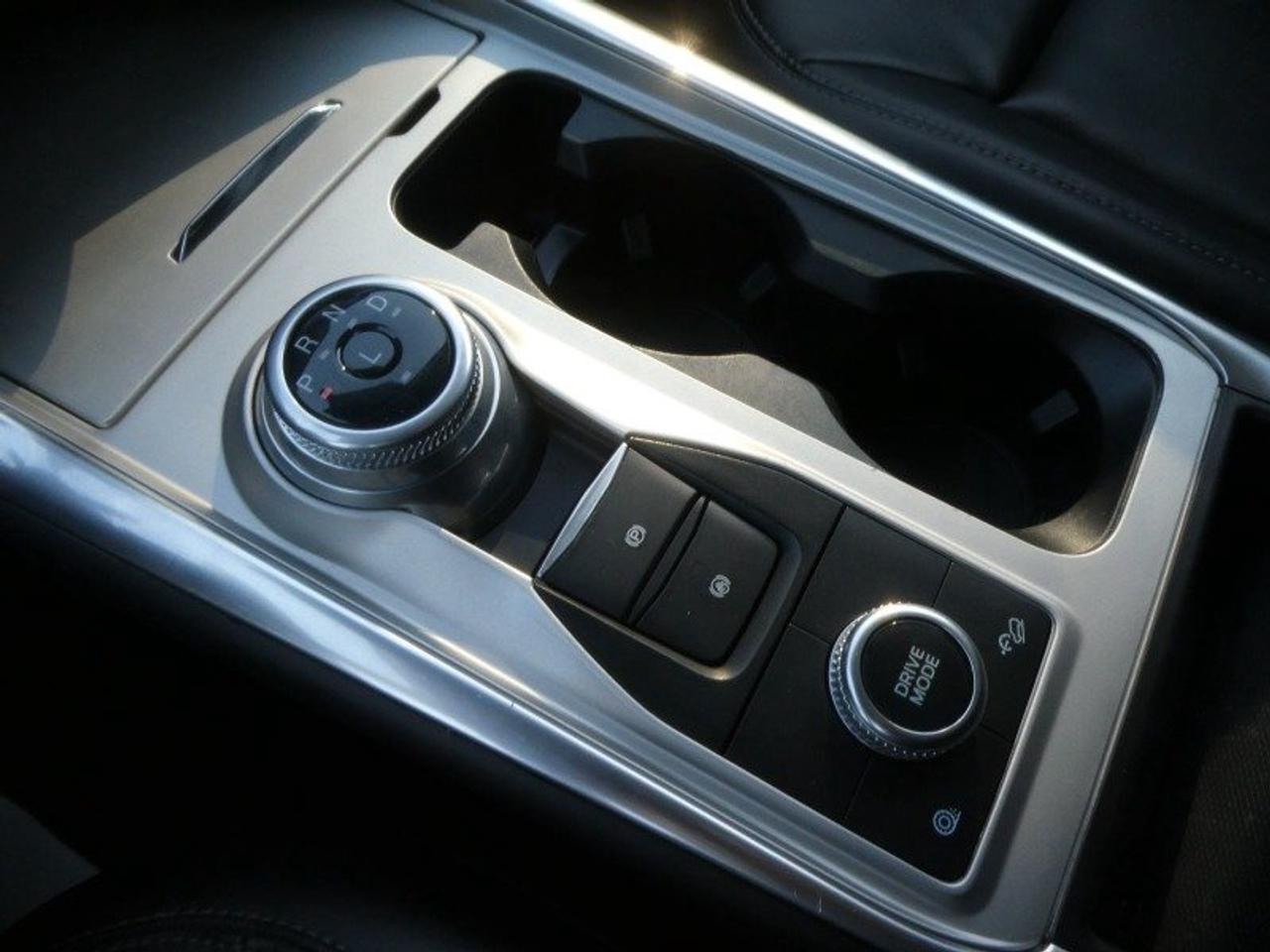 2023 Ford Explorer XLT Photo