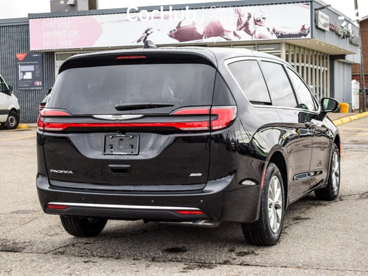 2026 Chrysler Pacifica Select AWD 360 Camera Blind Spot Heated Front Seats Alloy Rims Photo