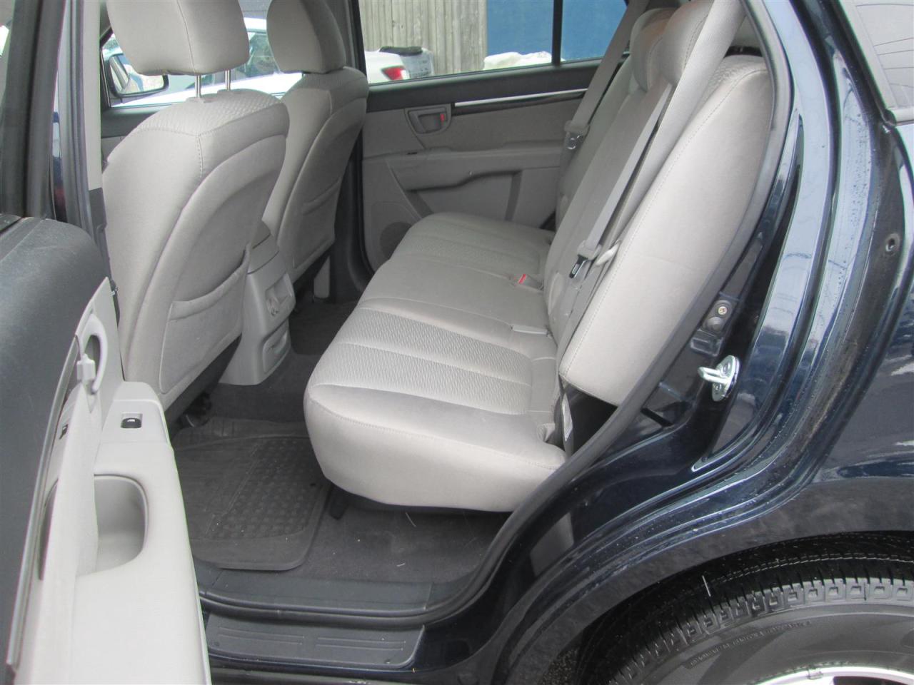 2009 Hyundai Santa Fe GLS Photo