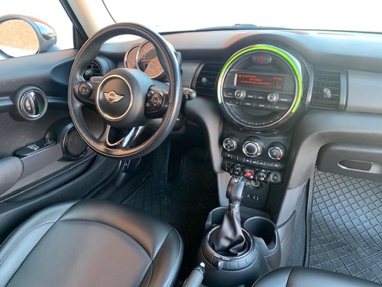 2016 MINI Cooper  Photo