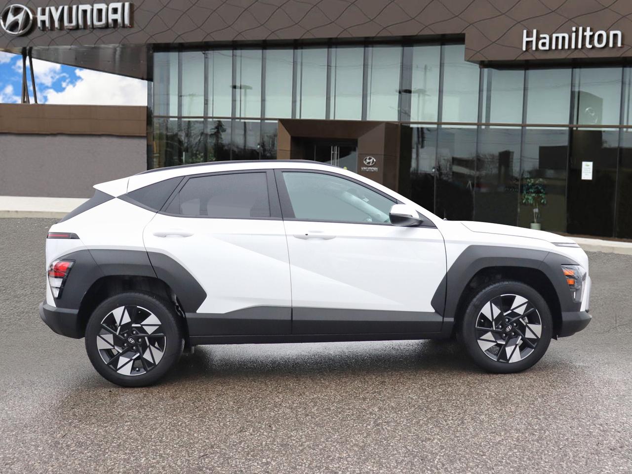 2024 Hyundai KONA Preferred Photo2