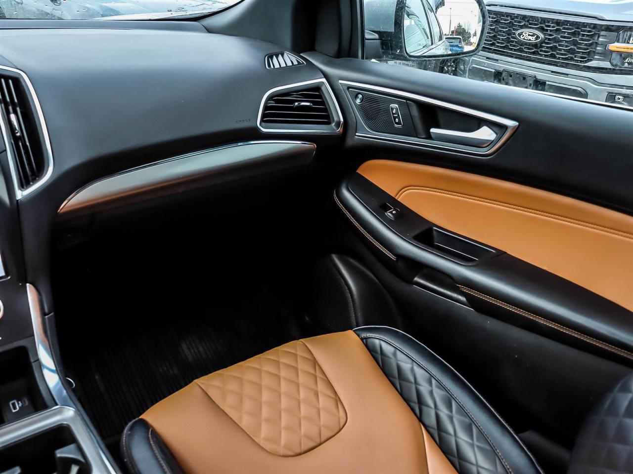 2024 Ford Edge Titanium Photo