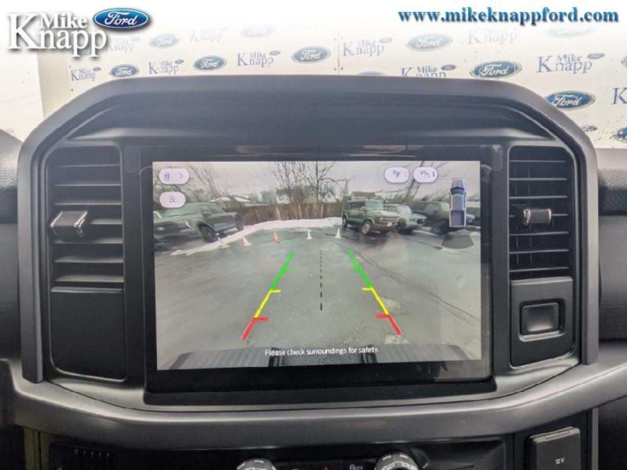 2025 Ford F-150 XLT Photo