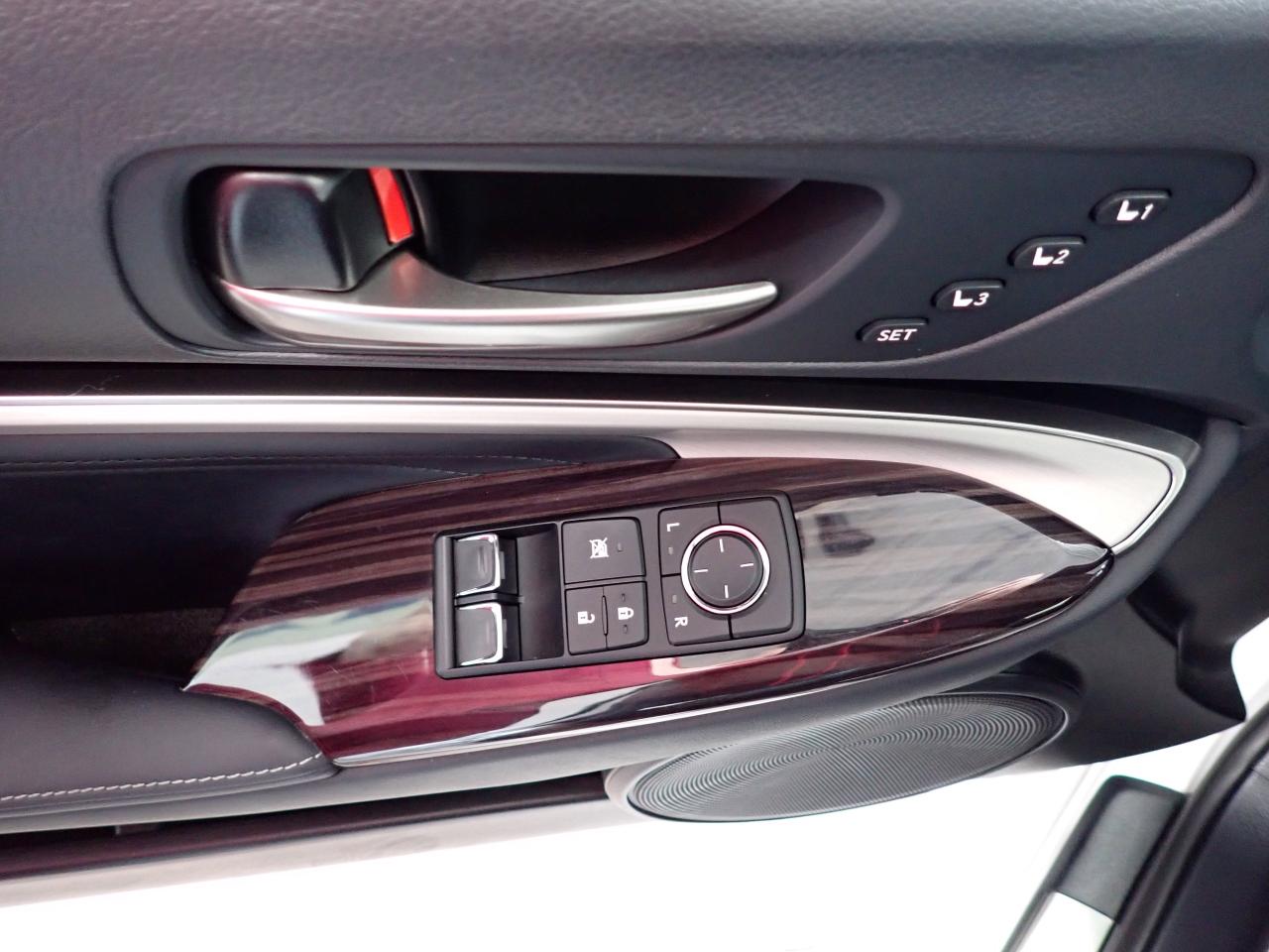 2022 Lexus RC 300 AWD LEATHER SUNROOF Photo