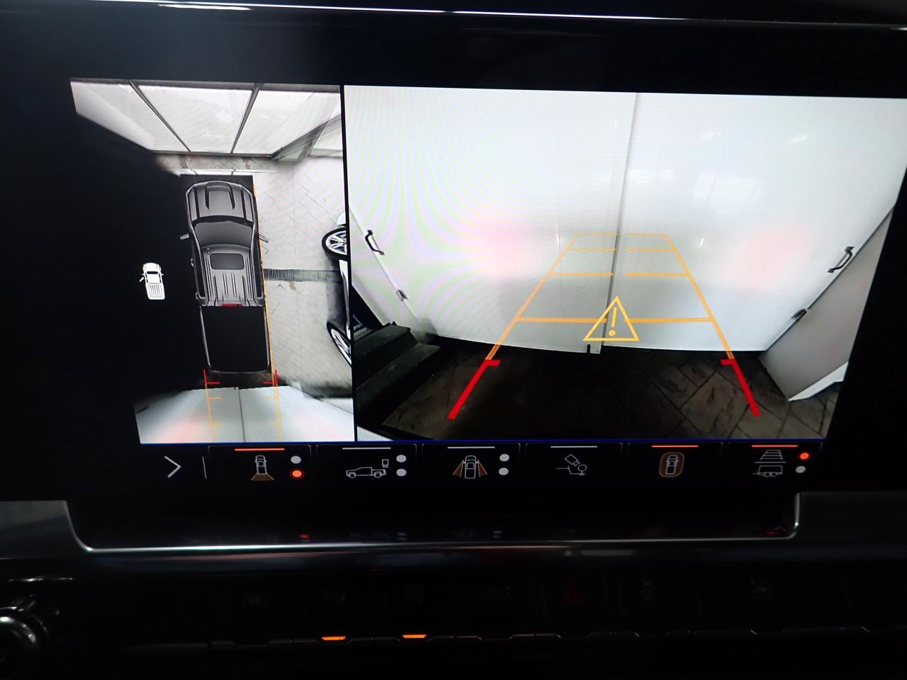 2024 GMC Sierra 1500 SLT CREW CAB 4WD LEATHER SUNROOF Photo