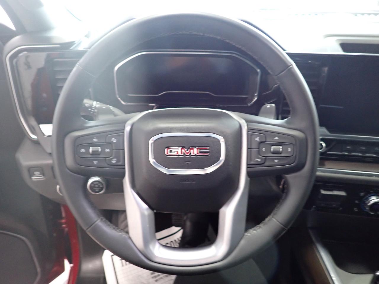 2024 GMC Sierra 1500 SLT CREW CAB 4WD LEATHER SUNROOF Photo