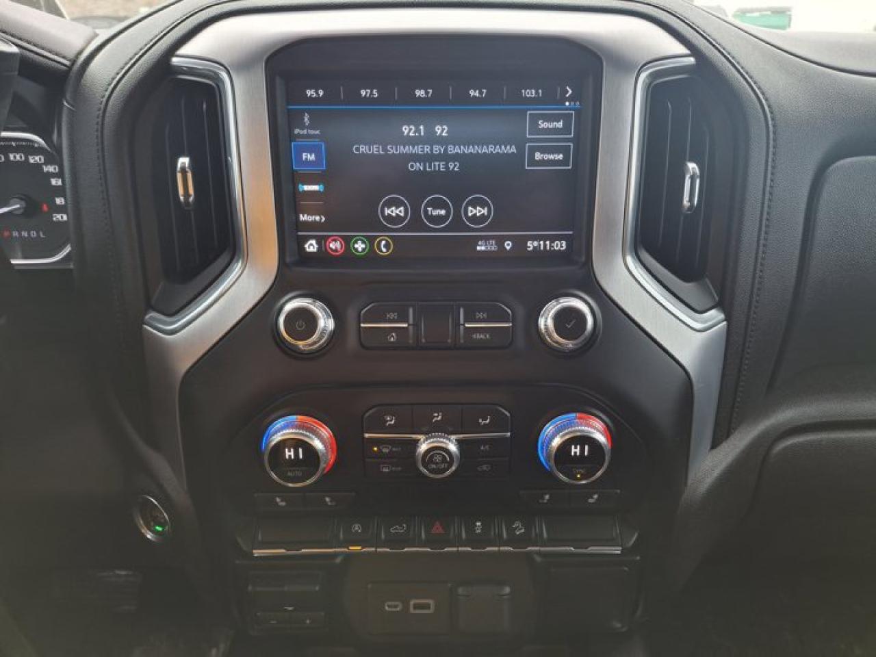 2021 GMC Sierra 1500 Elevation Crew 4WD | Duramax Diesel | X31 | Heated Bucket Seats | Trailer Brake Control | and More ! Photo3