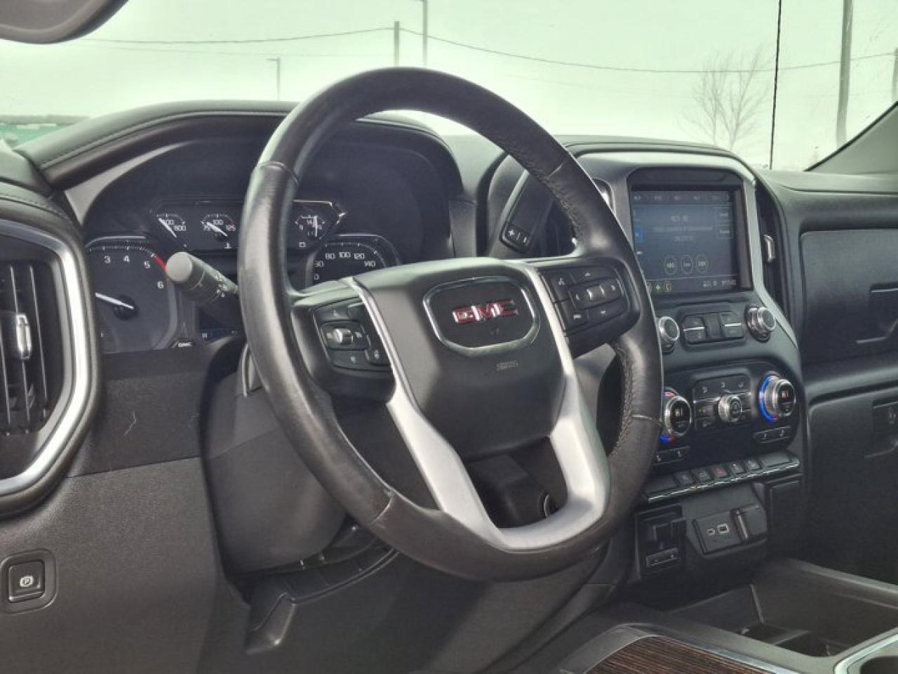 2021 GMC Sierra 1500 Elevation Crew 4WD | Duramax Diesel | X31 | Heated Bucket Seats | Trailer Brake Control | and More ! Photo
