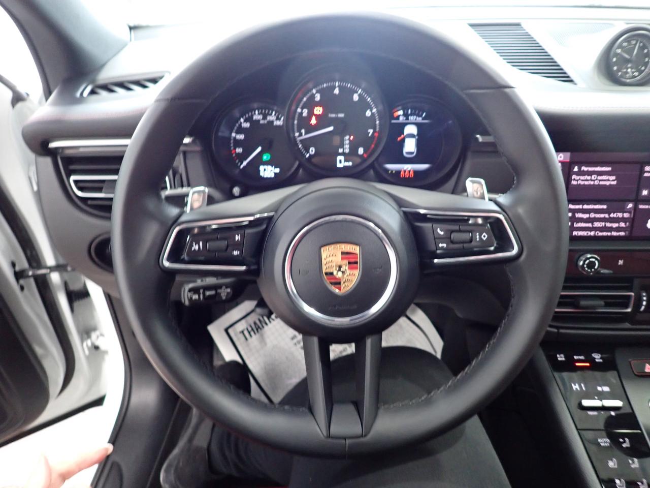 2025 Porsche Macan 4WD LEATHER NAVI SUNROOF Photo