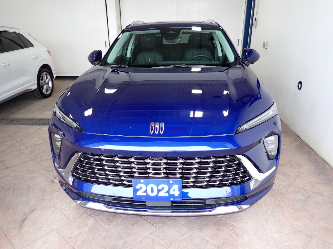 2024 Buick Envision Avenir AWD 4DR LEATHER SUNROOF Photo