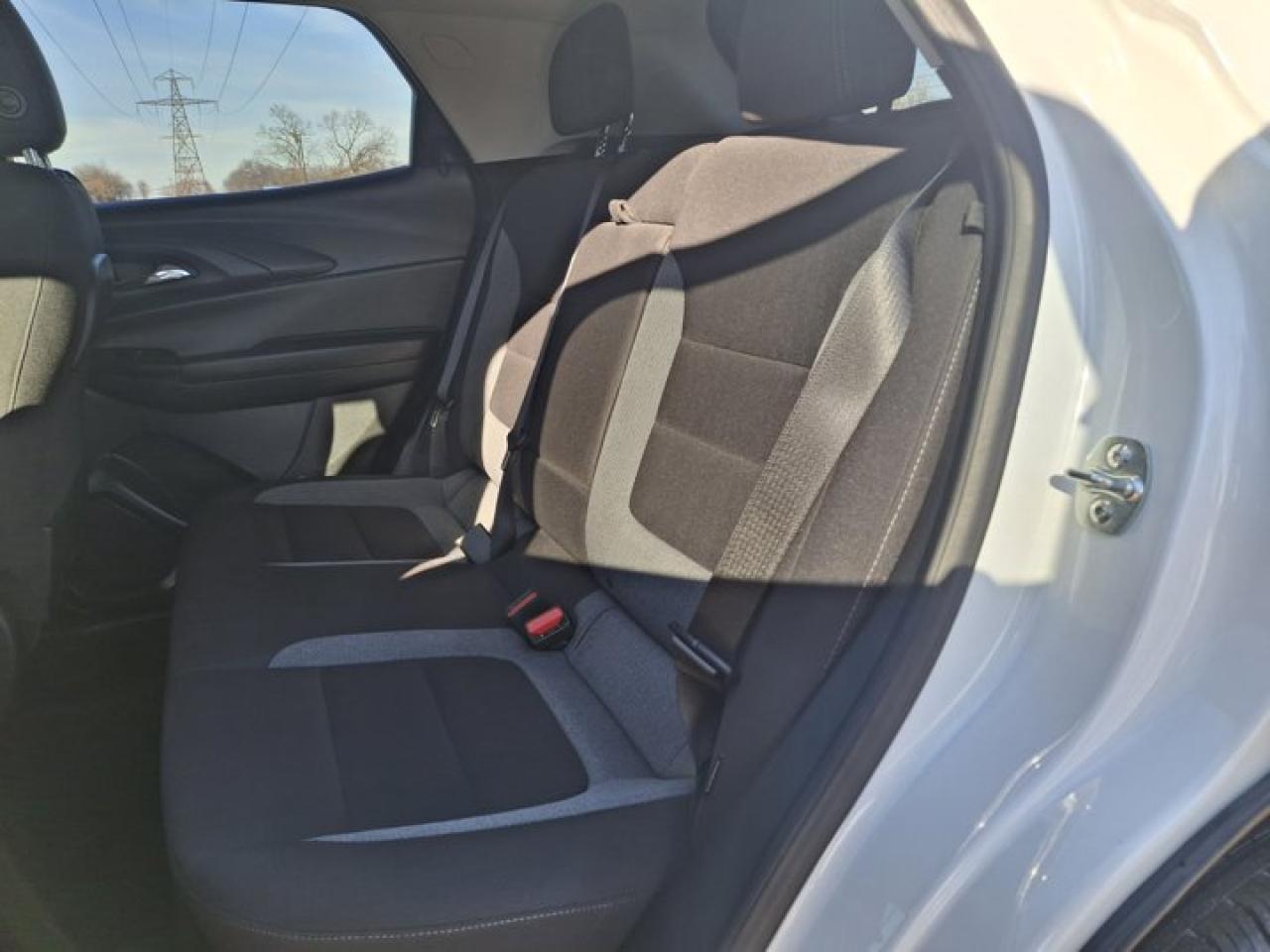 2025 Chevrolet TrailBlazer LT AWD | Carplay + Android Auto | Remote Start | Heated Seats + Steering | Convenience Pkg & More ! Photo