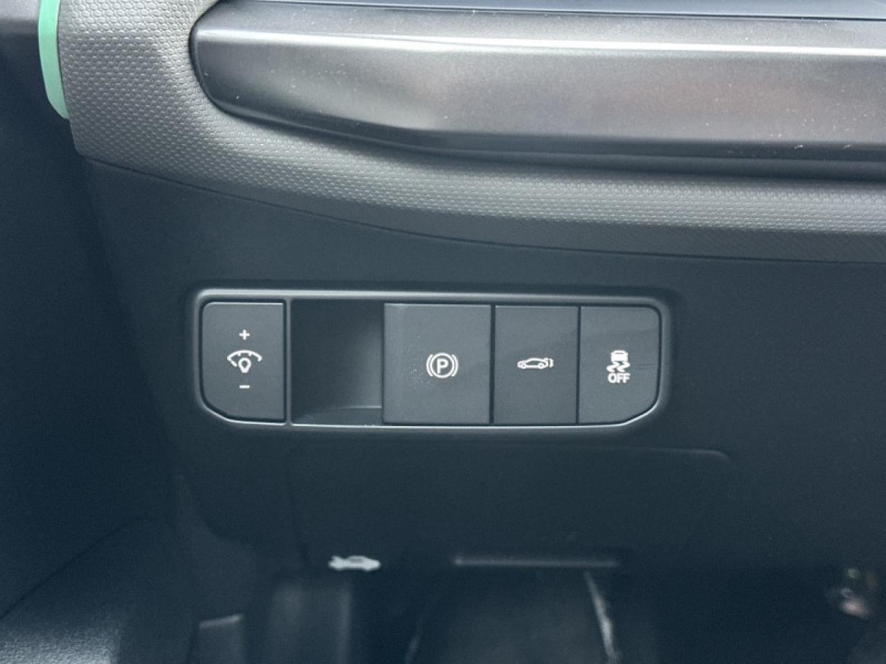 2026 Kia EV4 LIGHT Photo