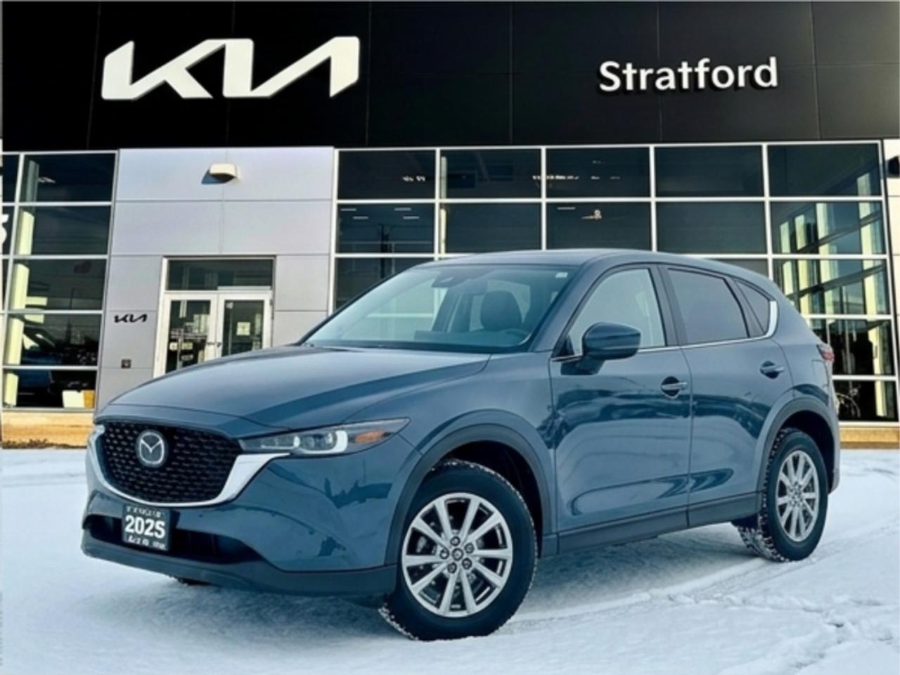 2025 Mazda CX-5 GS Photo3