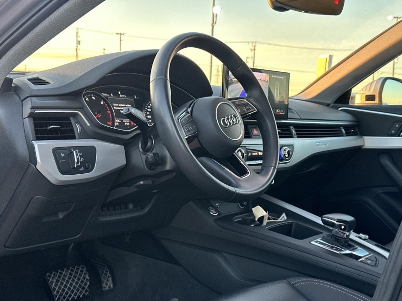 2023 Audi A4 Komfort 45 TFSI quattro Photo