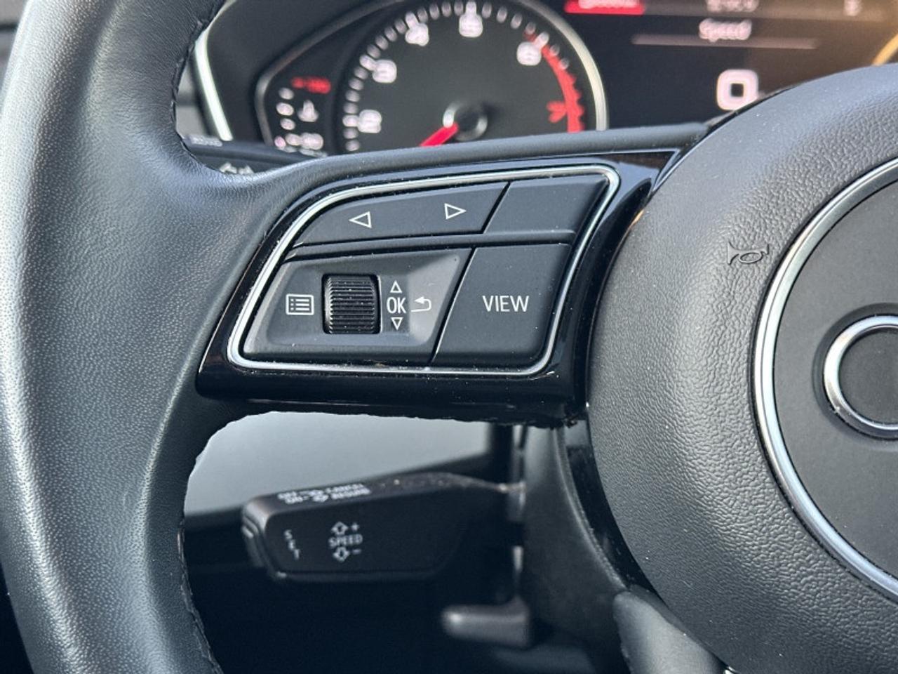 2023 Audi A4 Komfort 45 TFSI quattro Photo