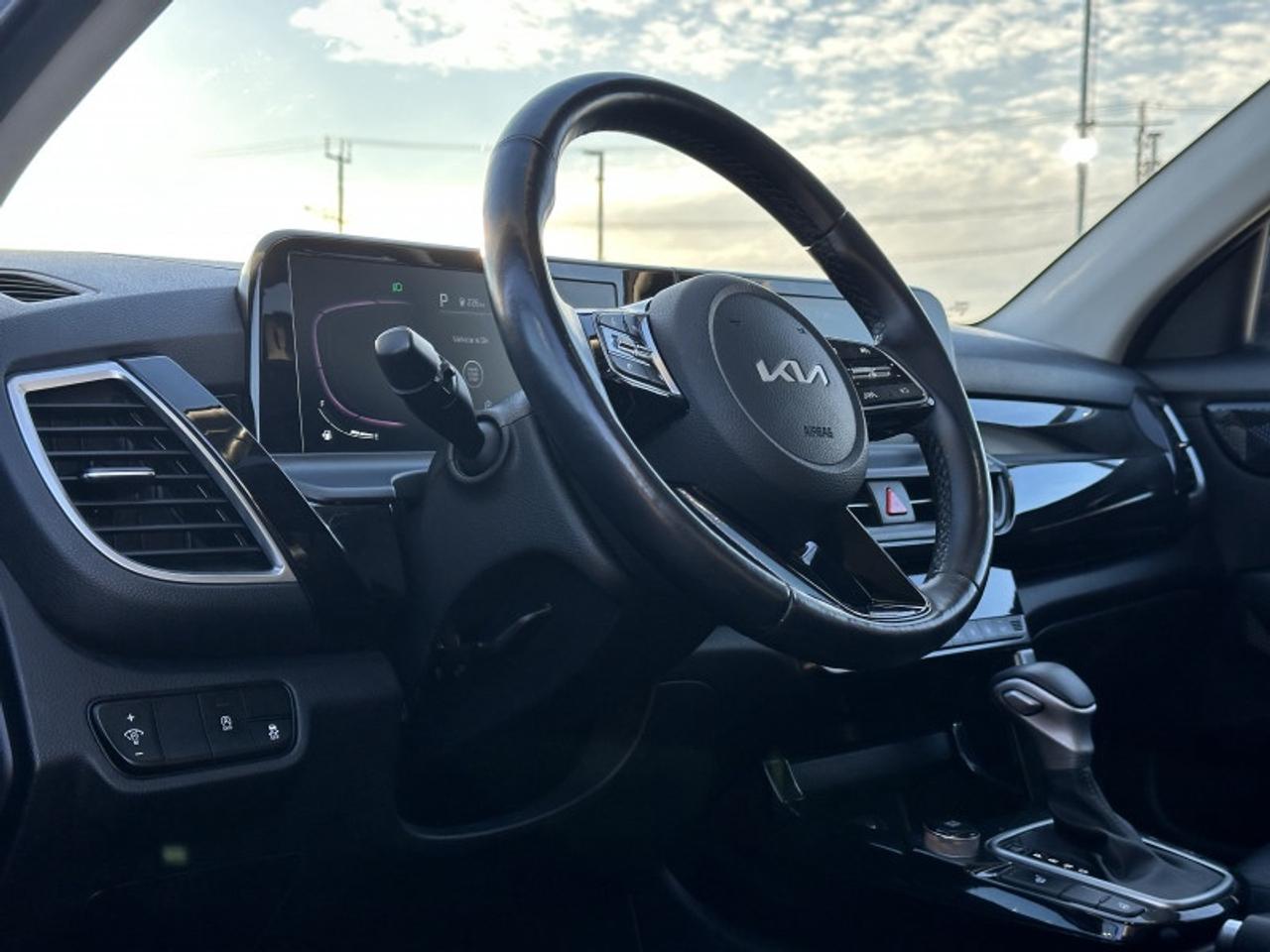 2024 Kia Seltos EX Photo