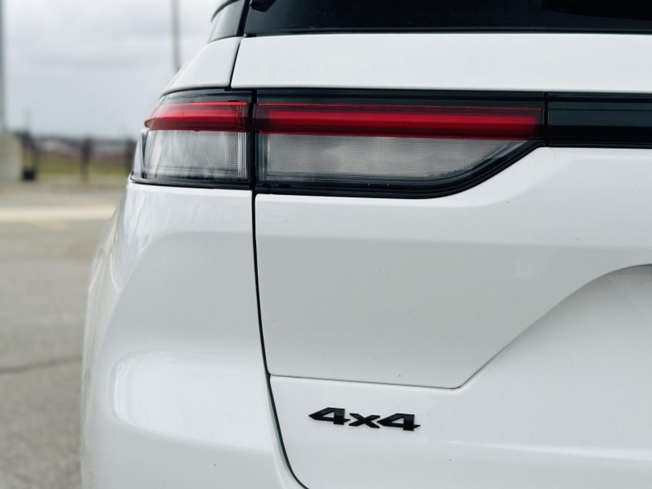 2023 Jeep Grand Cherokee Laredo Photo