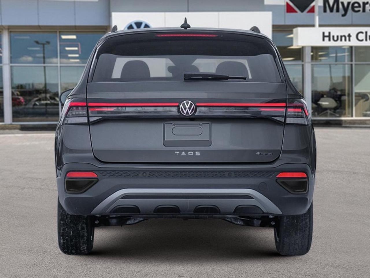 2026 Volkswagen Taos Trendline 4Motion Photo