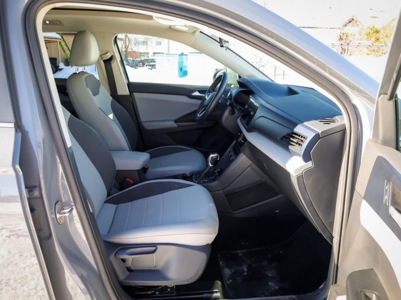 2022 Volkswagen Taos Comfortline 4Motion Photo