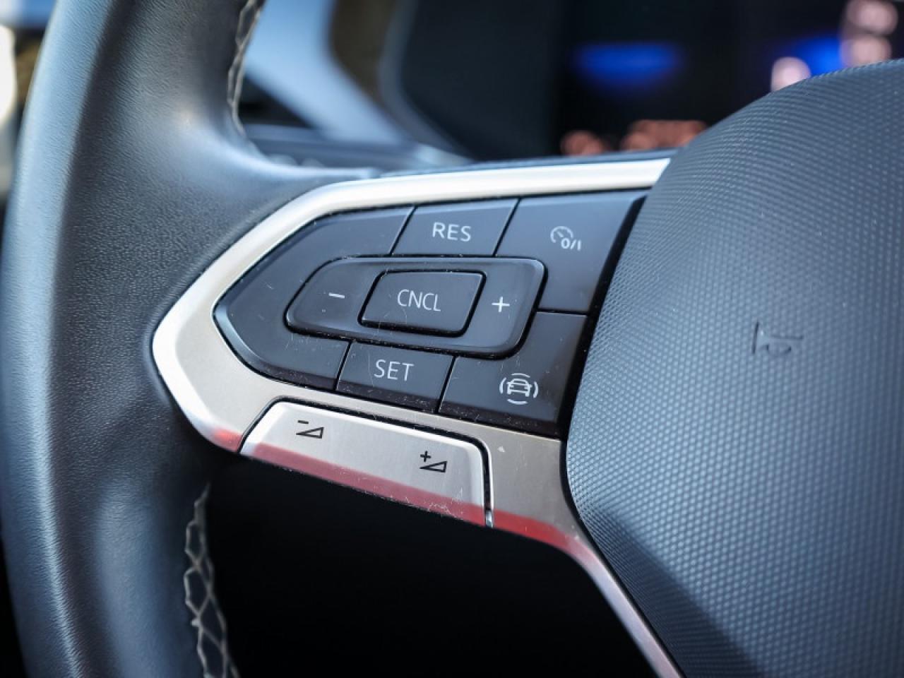 2022 Volkswagen Taos Comfortline 4Motion Photo