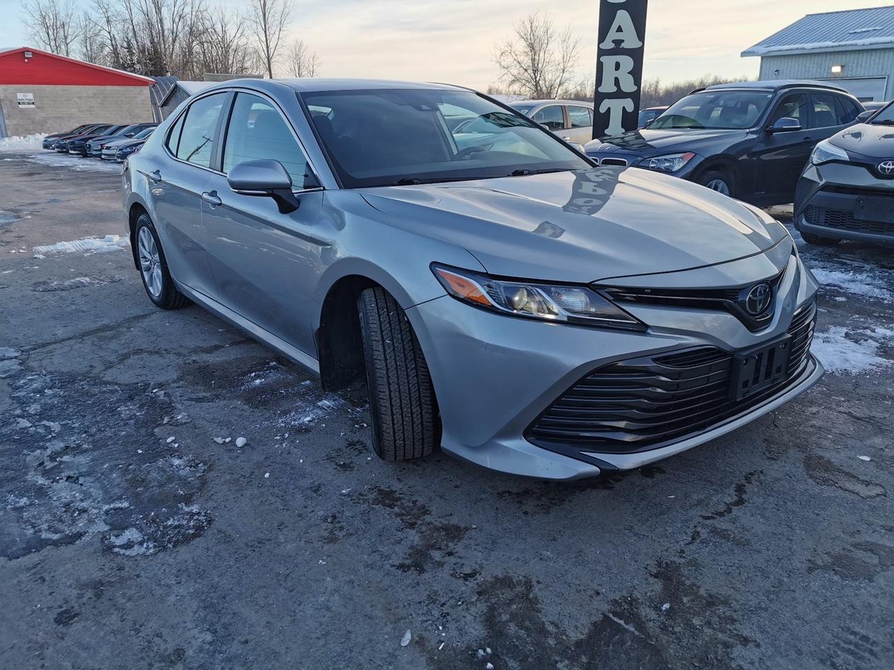 2019 Toyota Camry LE Photo