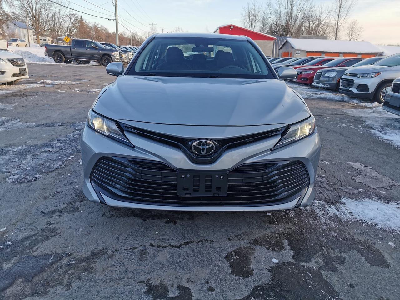 2019 Toyota Camry LE Photo