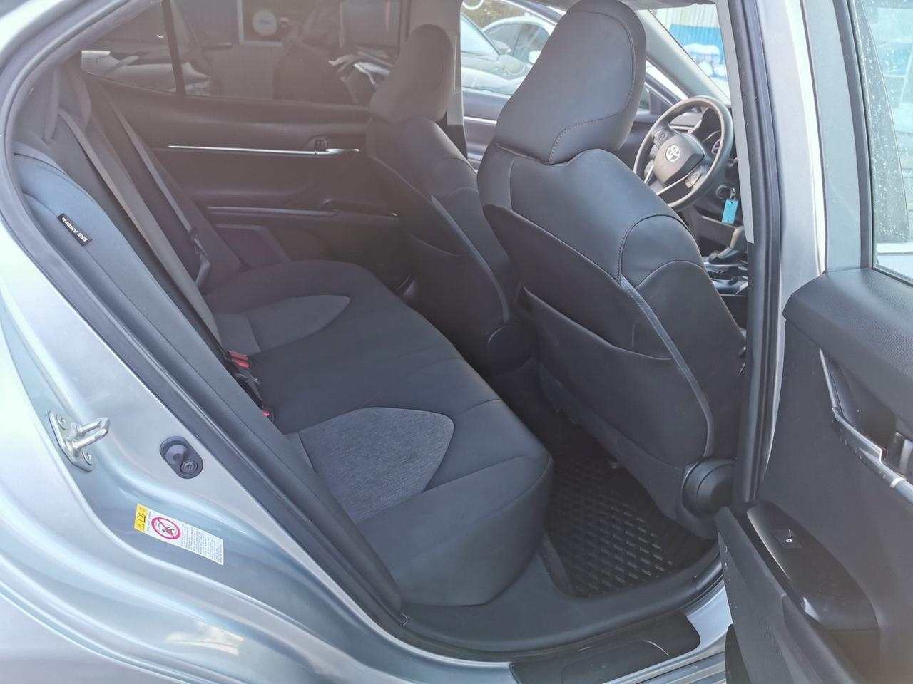 2019 Toyota Camry LE Photo