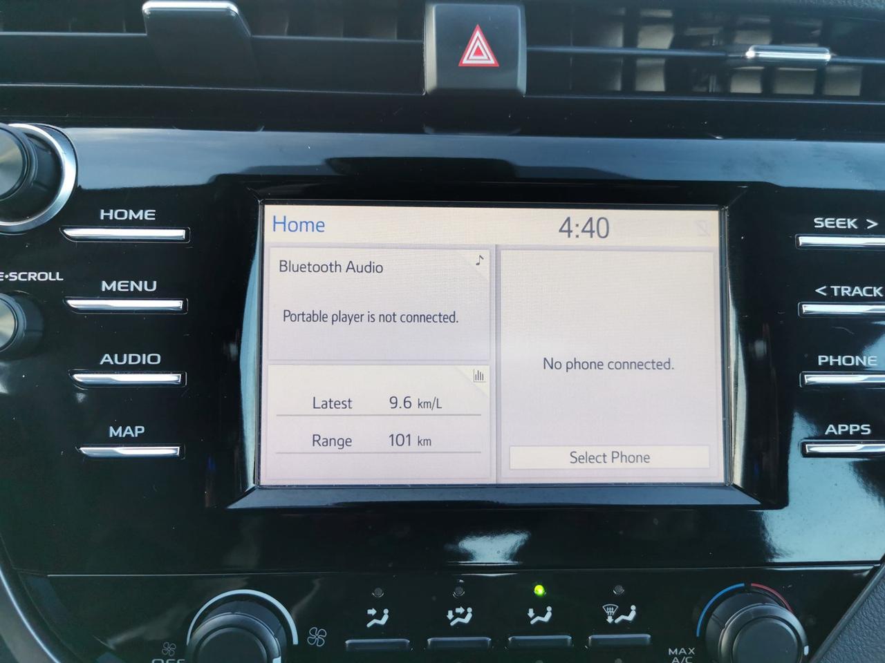 2019 Toyota Camry LE Photo