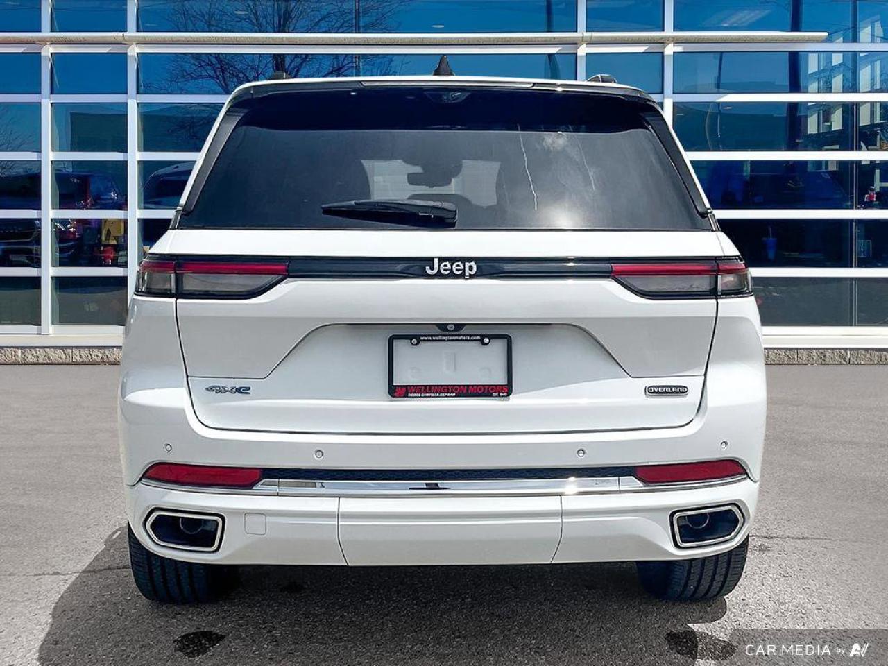 2023 Jeep Grand Cherokee 4xe Overland | Navigation | Leather | Sunroof | Rain Sensing Wipers | Remote Start | Apple Carplay | Photo