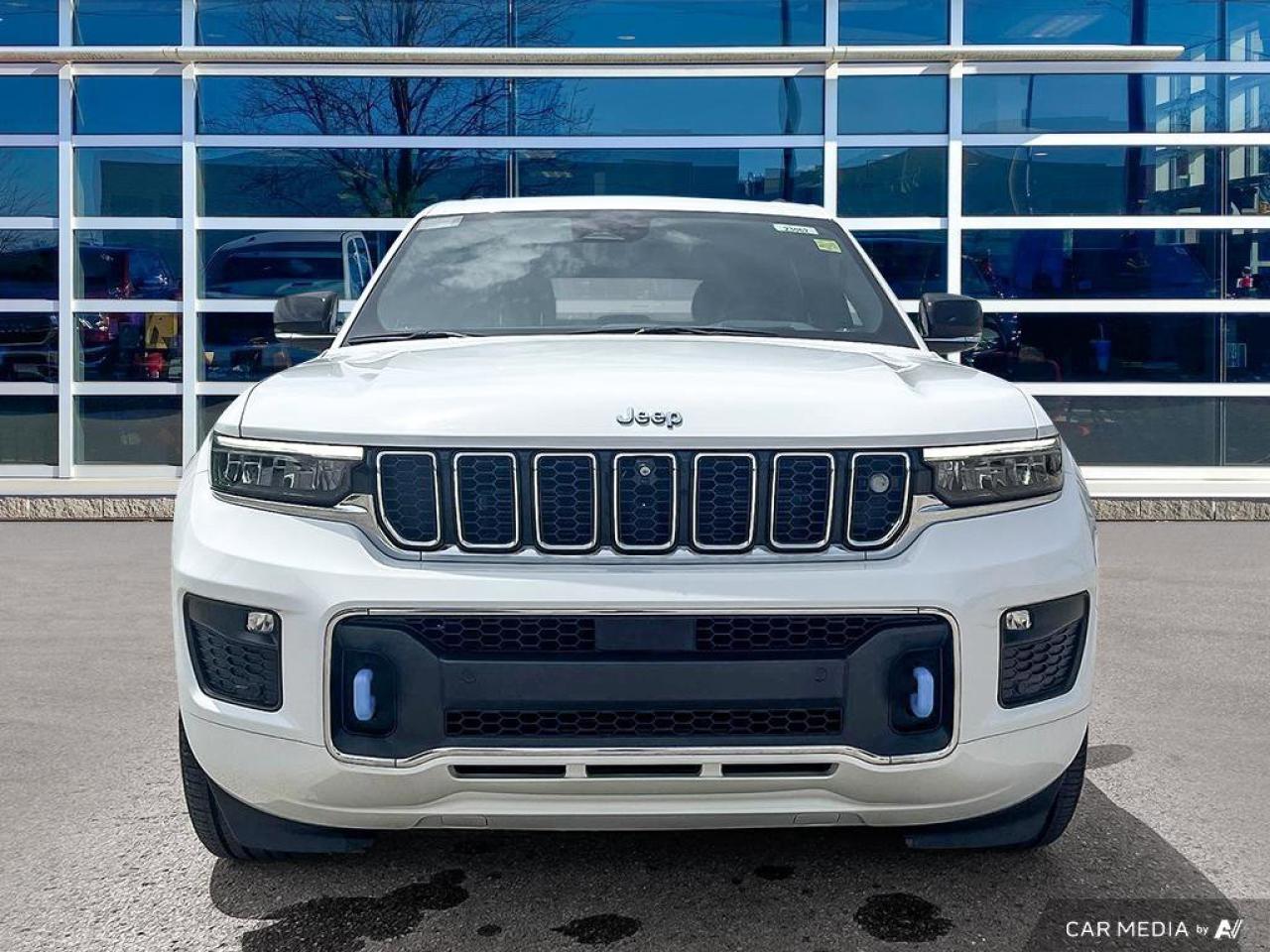 2023 Jeep Grand Cherokee 4xe Overland | Navigation | Leather | Sunroof | Rain Sensing Wipers | Remote Start | Apple Carplay | Photo
