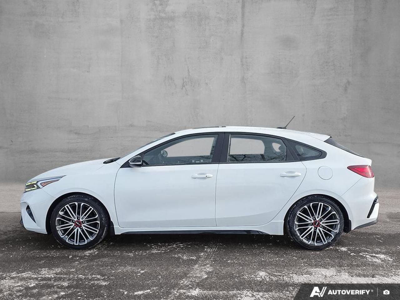2023 Kia Forte5 GT Photo