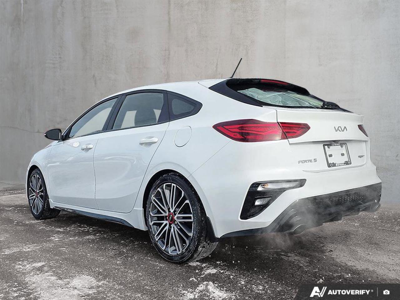 2023 Kia Forte5 GT Photo