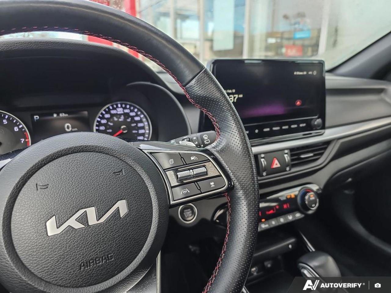 2023 Kia Forte5 GT Photo