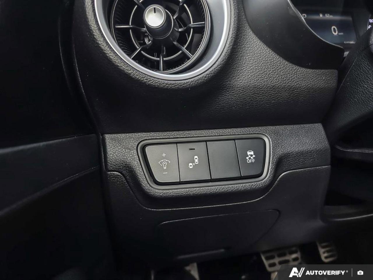 2023 Kia Forte5 GT Photo