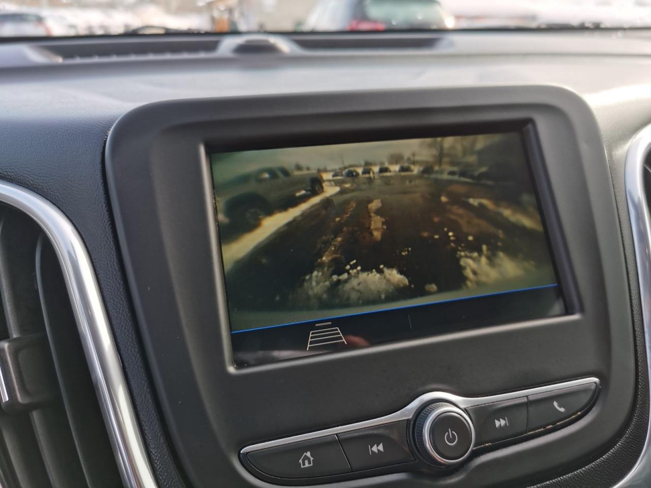 2019 Chevrolet Equinox LT Photo