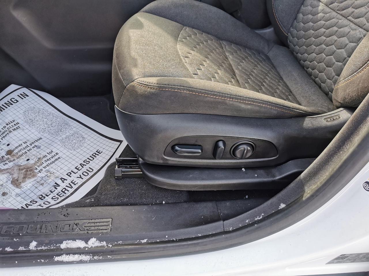 2019 Chevrolet Equinox LT Photo