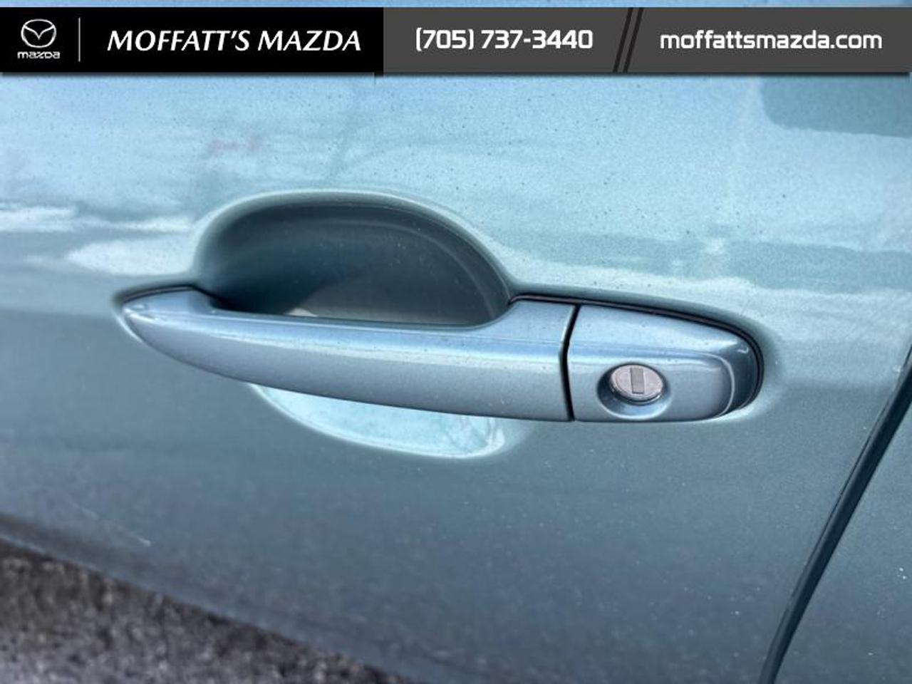 2007 Toyota Camry LE Photo