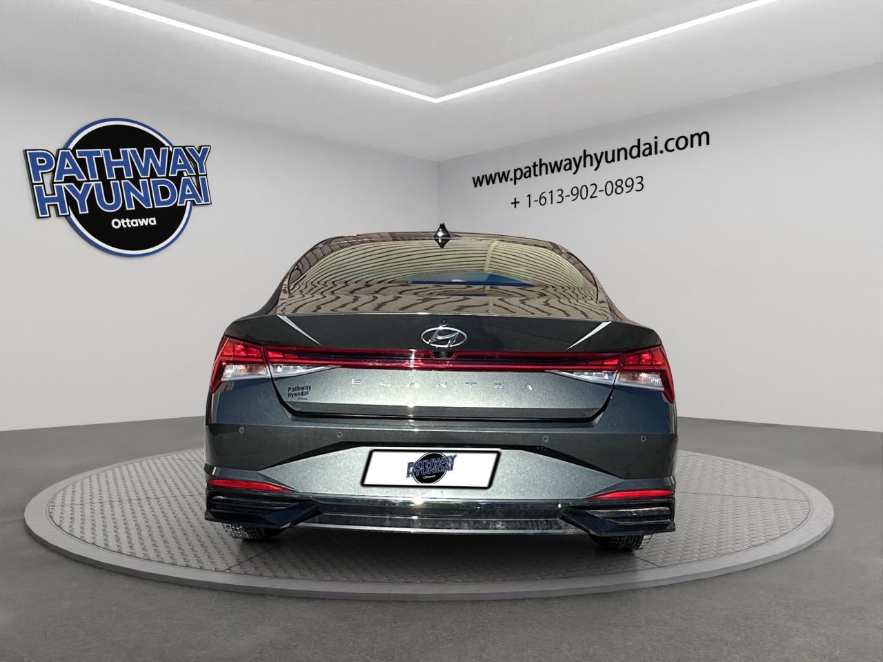 2021 Hyundai Elantra Ultimate Tech | Reverse Cam | Heated Seats Photo4