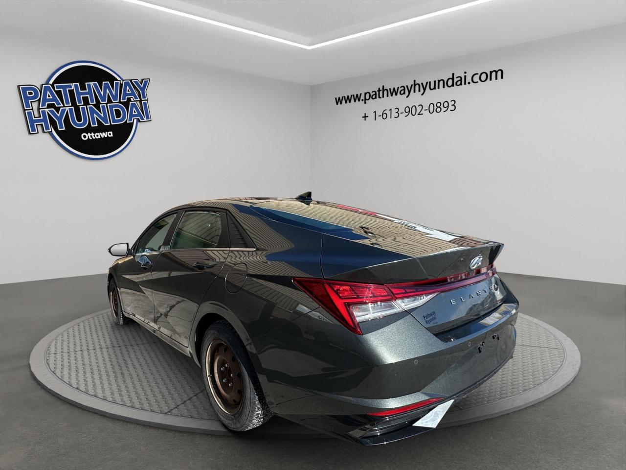 2021 Hyundai Elantra Ultimate Tech | Reverse Cam | Heated Seats Photo