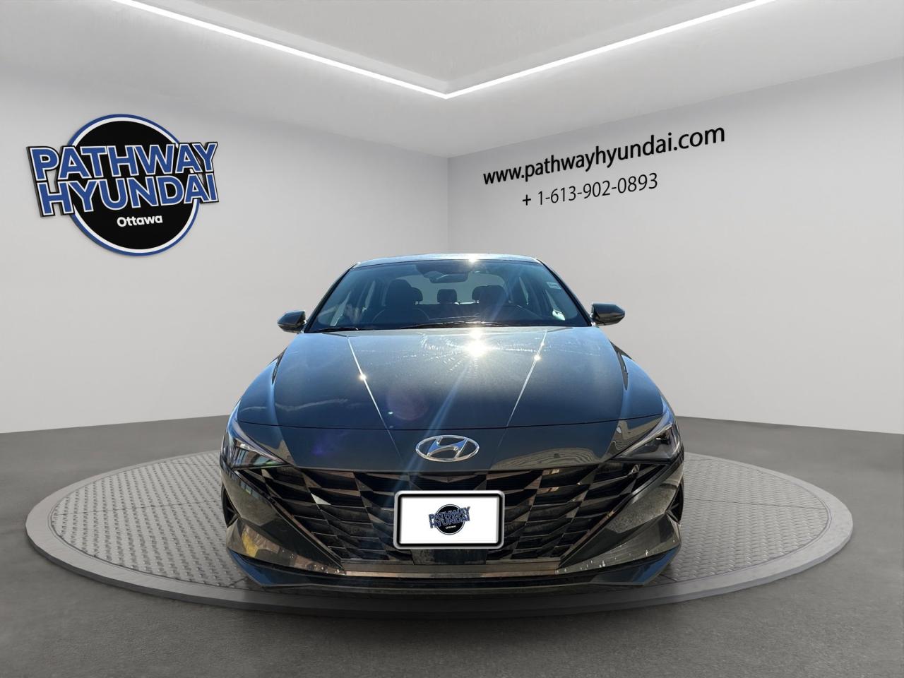 2021 Hyundai Elantra Ultimate Tech | Reverse Cam | Heated Seats Photo
