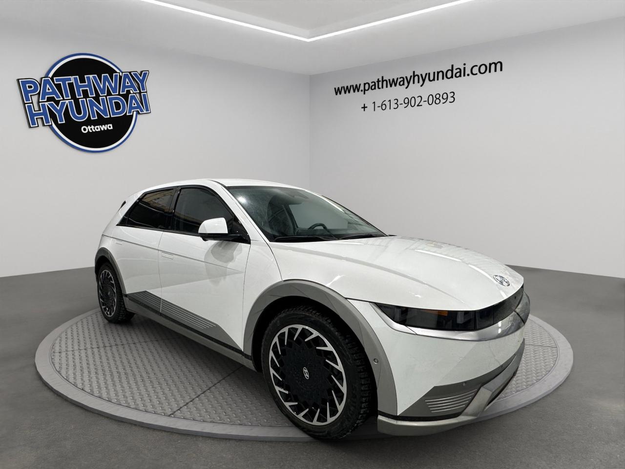 2023 Hyundai IONIQ 5 Preferred | Reverse Cam | Heated Seats Photo0