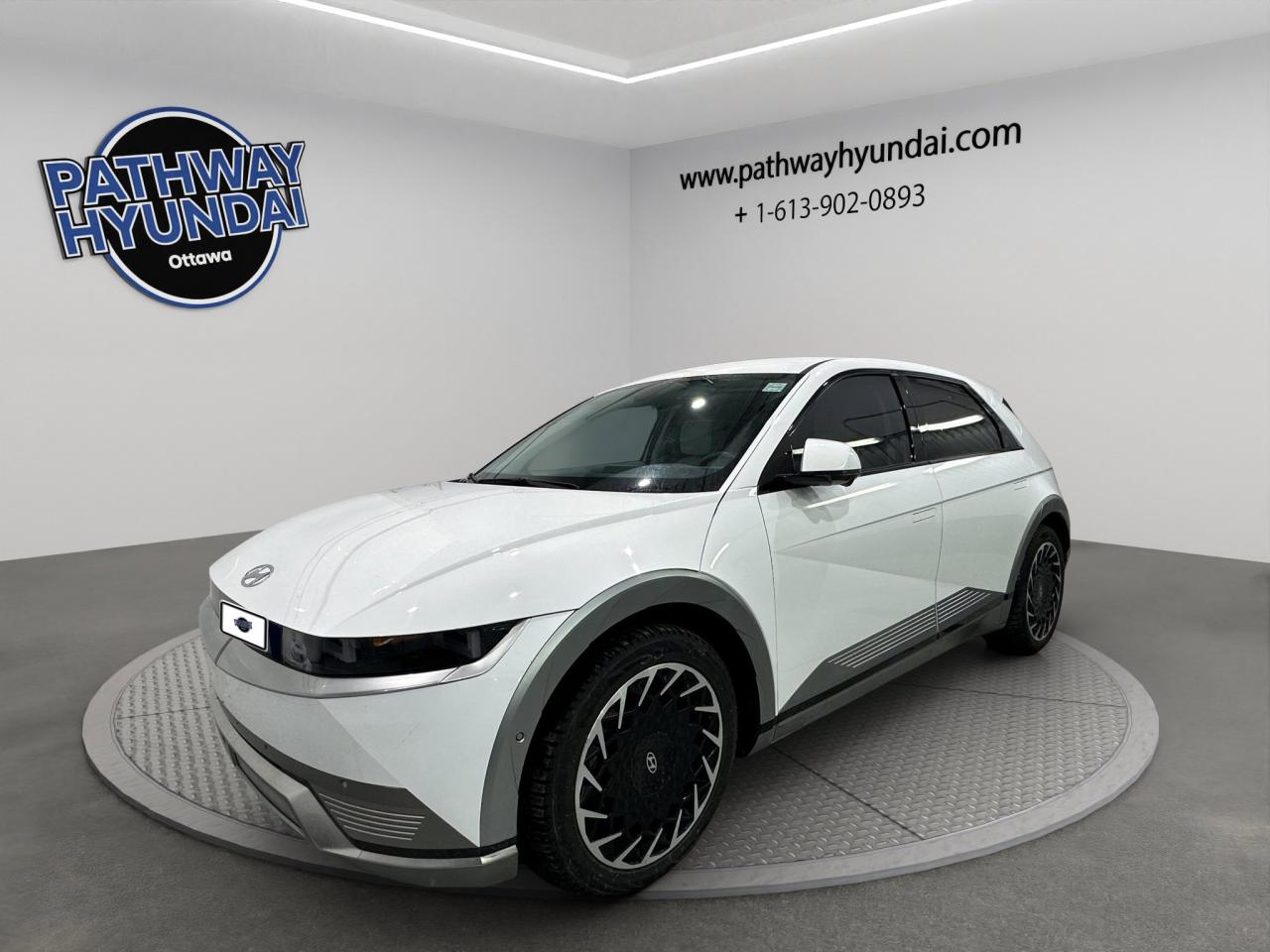 2023 Hyundai IONIQ 5 Preferred | Reverse Cam | Heated Seats Photo