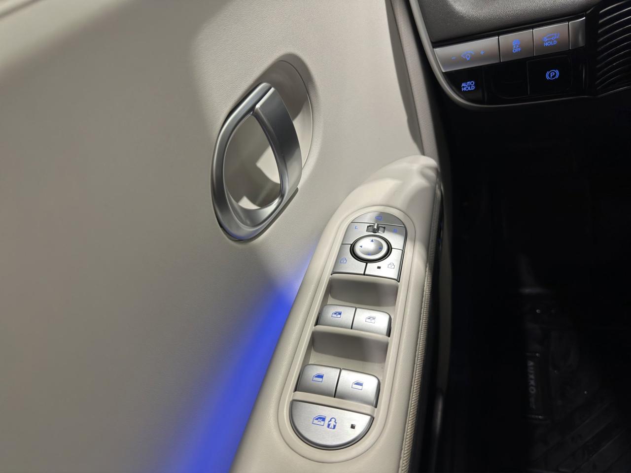 2023 Hyundai IONIQ 5 Preferred | Reverse Cam | Heated Seats Photo